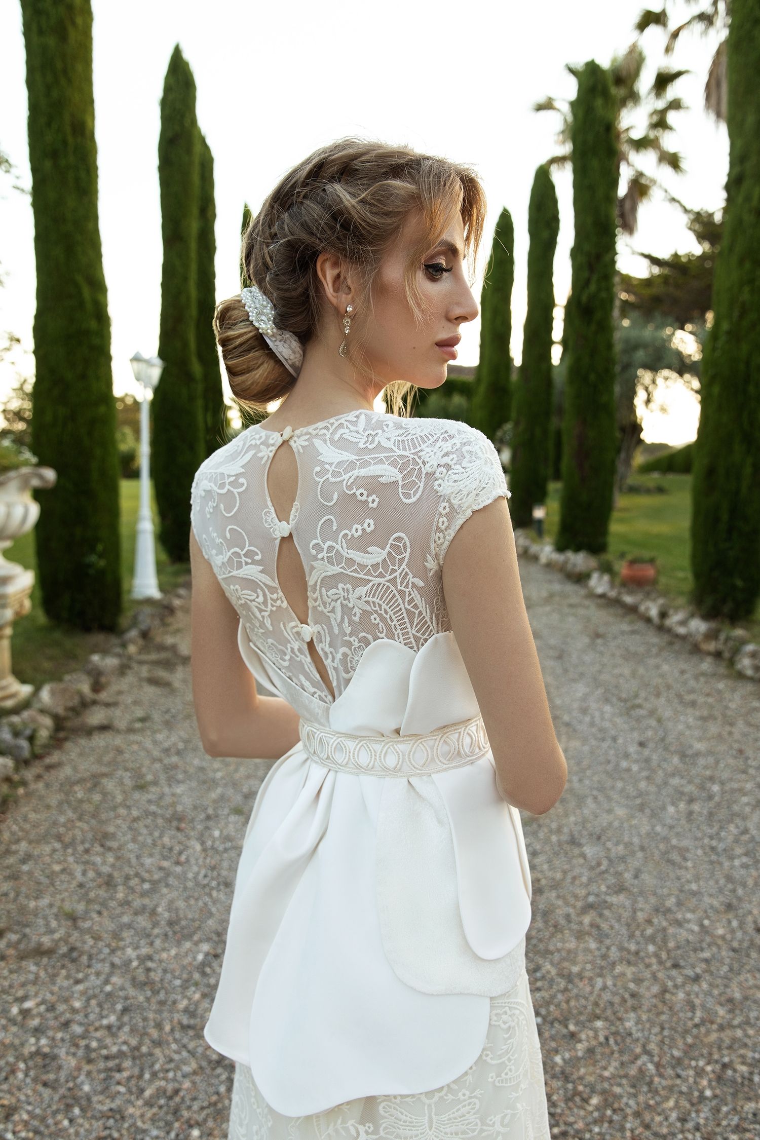 vestido de novia de encaje con corse Barcelona