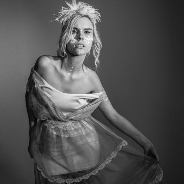 VESTIDO LARGO DE CHIFÓN TRANSPARENTE / ANDROY