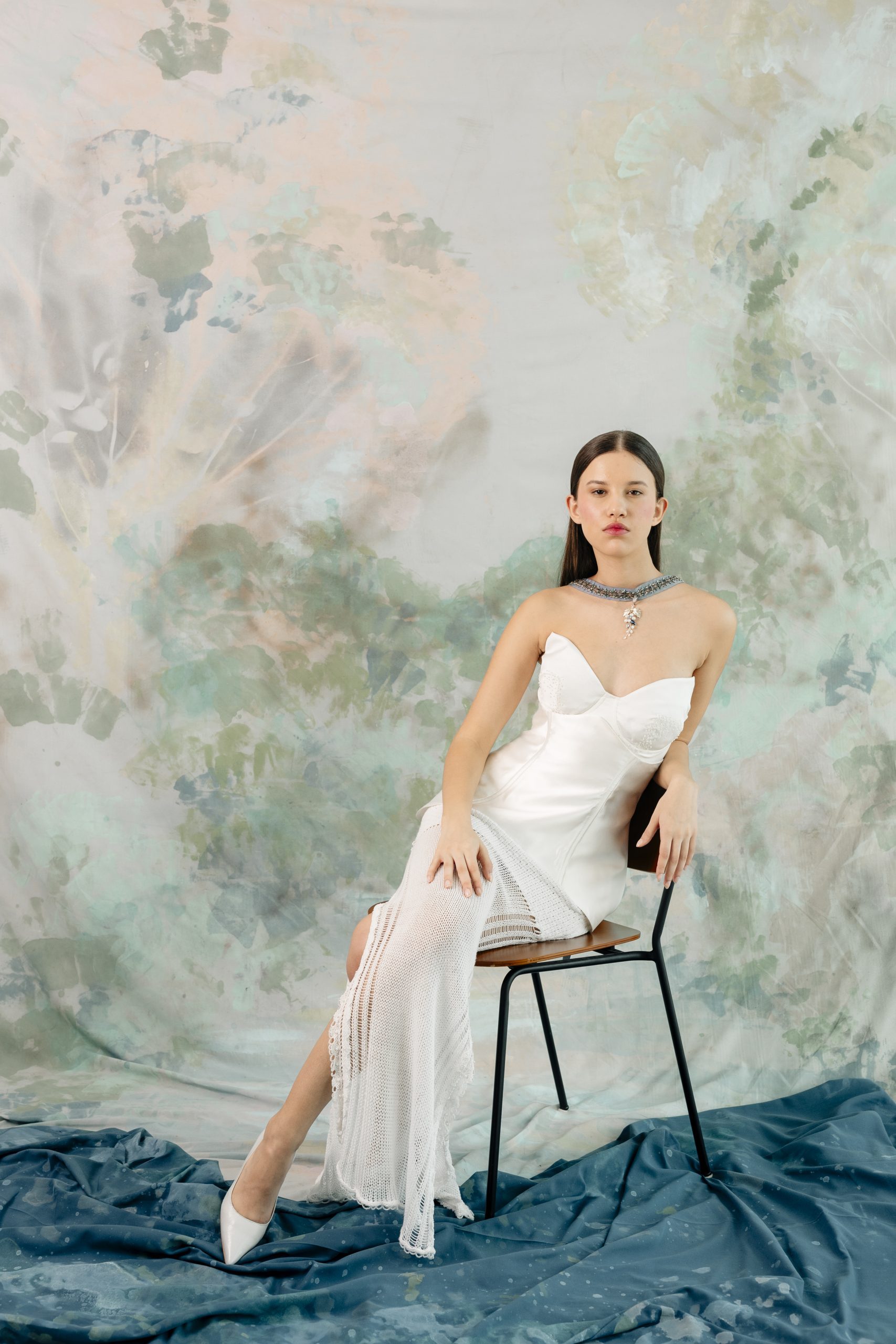 Vestido de novia estilo boho de corse y falda de punto